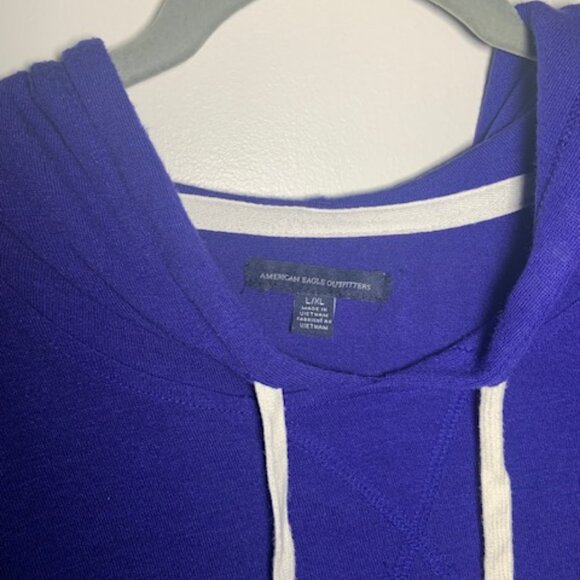 American Eagle Comfy Soft Light Weight Athleisure Royal Blue Hoodie - Size L/XL - Picture 4 of 6